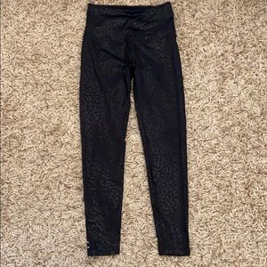 Beyond Yoga Black-Shiny Leopard Leggings